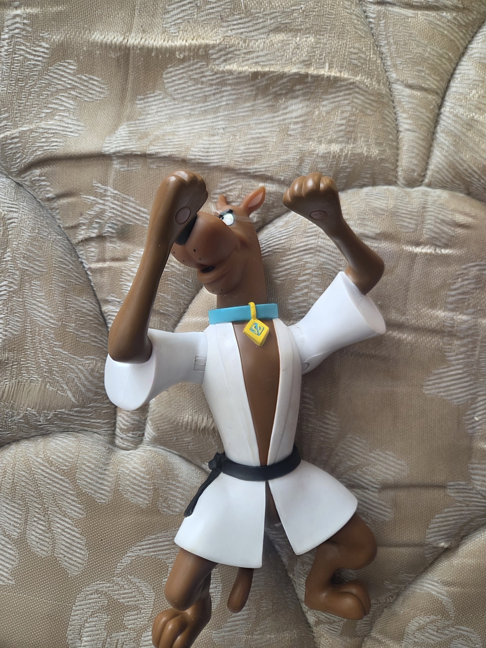 Scooby-Doo Brown Action Figure with White Karate Gi - Licensed Character Toy